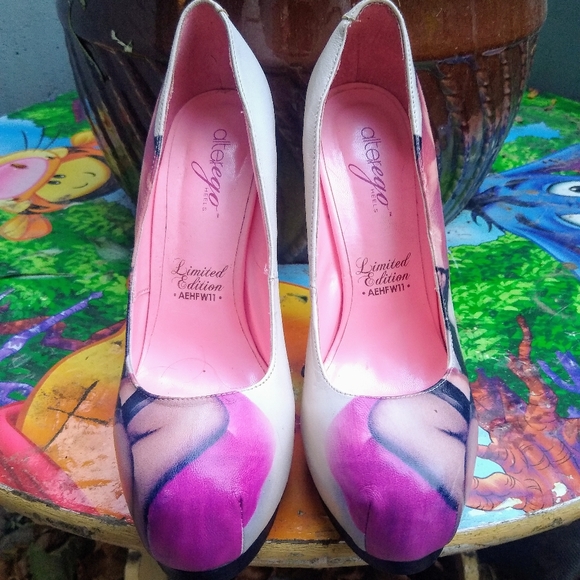 Alter ego limited edition femme fatale - Picture 8 of 9